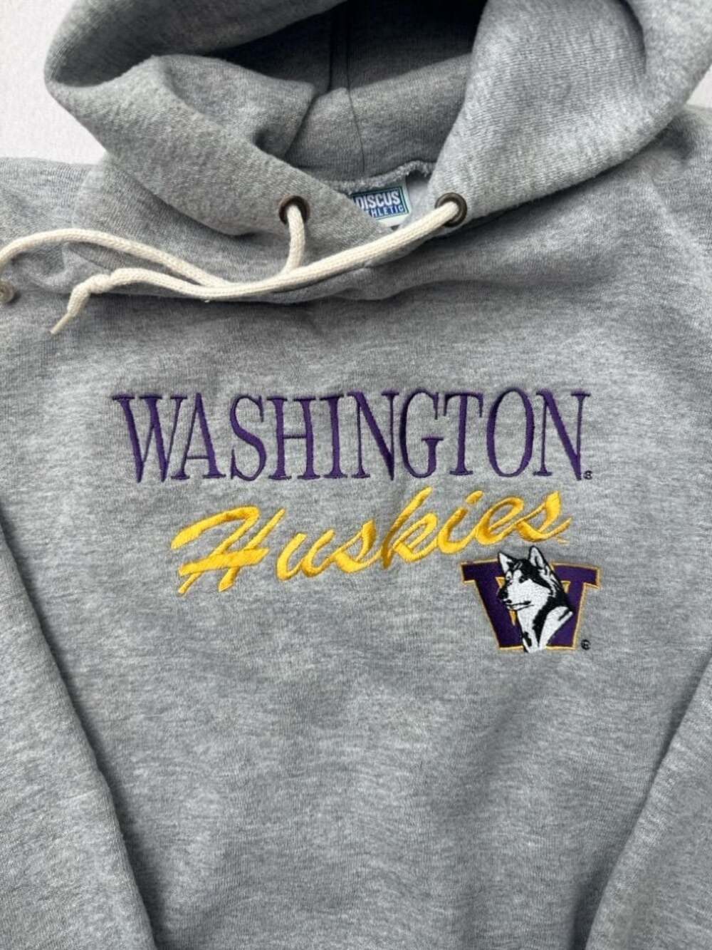 Vintage Discus Athletic Washington Huskies Embroidered Hoodie Gray